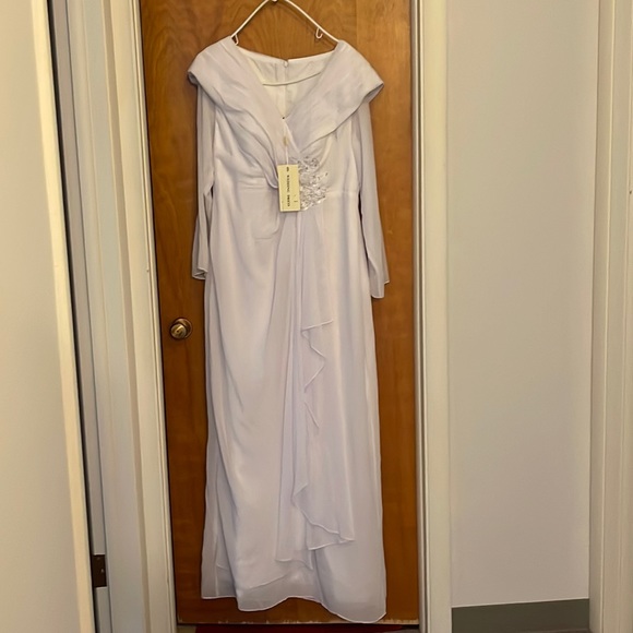 NWT Modest Wedding Gown Wedding Dress